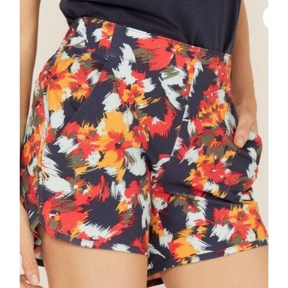 Columbia Pants - Columbia Women's Pleasant Creek Stretch Shorts Size M
